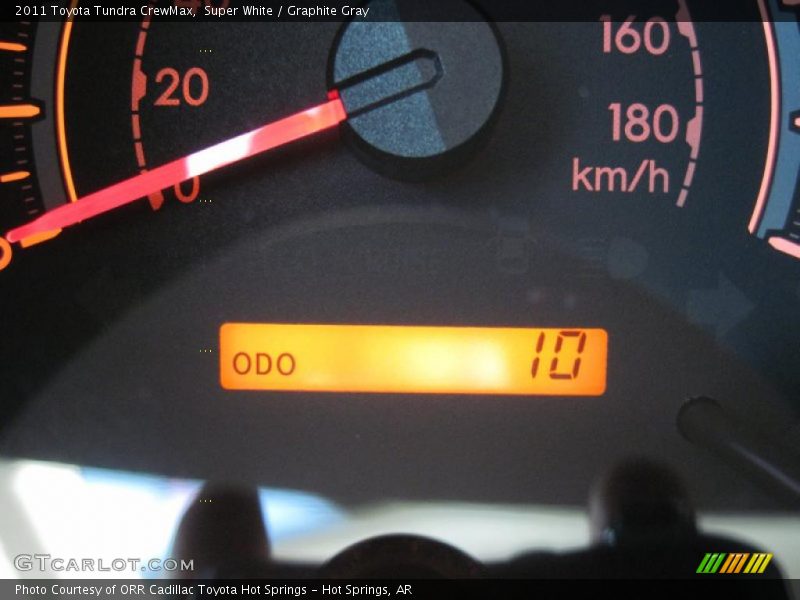 Super White / Graphite Gray 2011 Toyota Tundra CrewMax