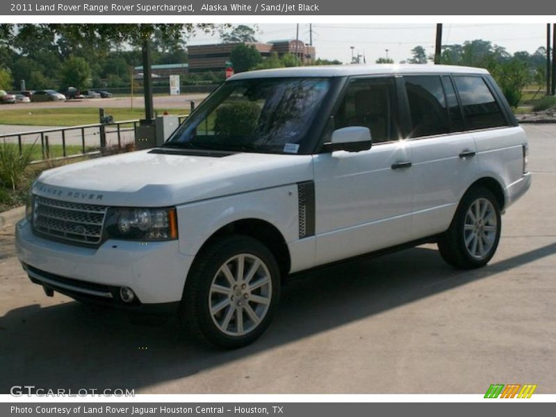 Alaska White / Sand/Jet Black 2011 Land Rover Range Rover Supercharged