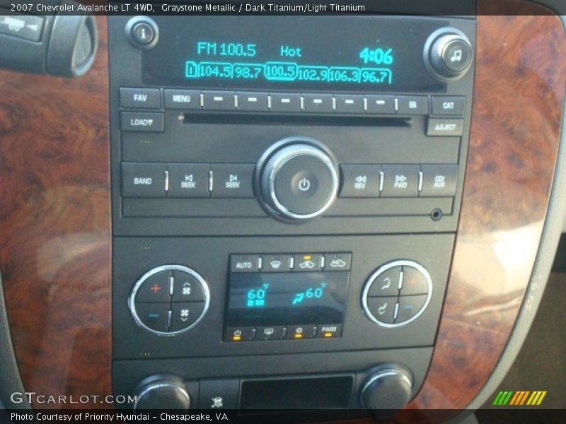 Graystone Metallic / Dark Titanium/Light Titanium 2007 Chevrolet Avalanche LT 4WD