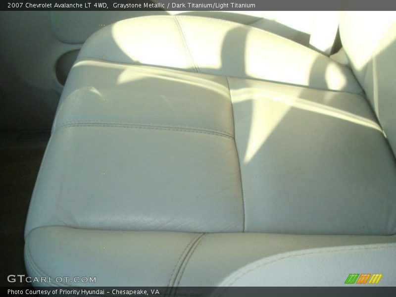 Graystone Metallic / Dark Titanium/Light Titanium 2007 Chevrolet Avalanche LT 4WD