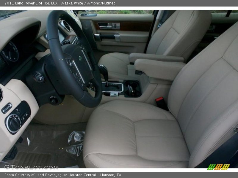 Alaska White / Almond/Nutmeg 2011 Land Rover LR4 HSE LUX