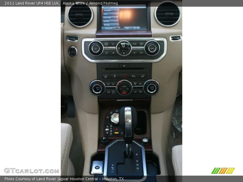 Controls of 2011 LR4 HSE LUX