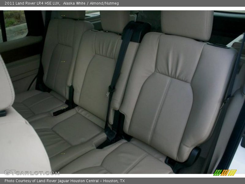Alaska White / Almond/Nutmeg 2011 Land Rover LR4 HSE LUX