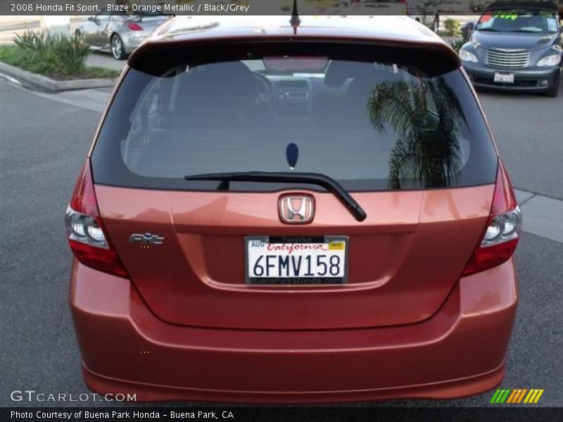 Blaze Orange Metallic / Black/Grey 2008 Honda Fit Sport