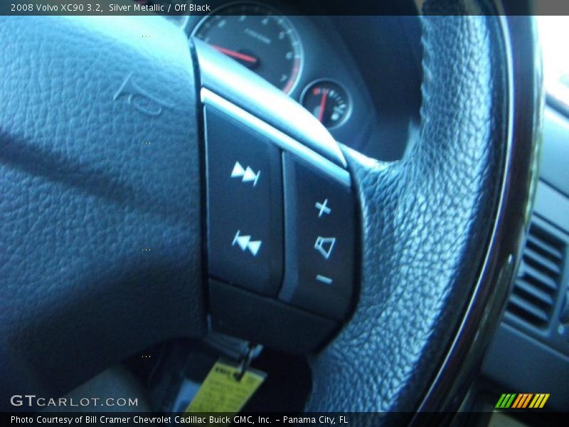 Silver Metallic / Off Black 2008 Volvo XC90 3.2