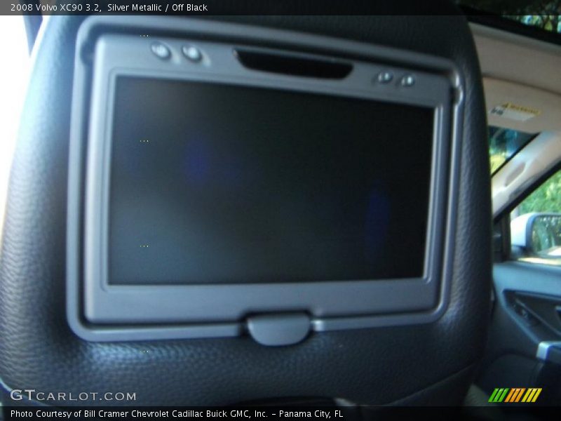 Silver Metallic / Off Black 2008 Volvo XC90 3.2
