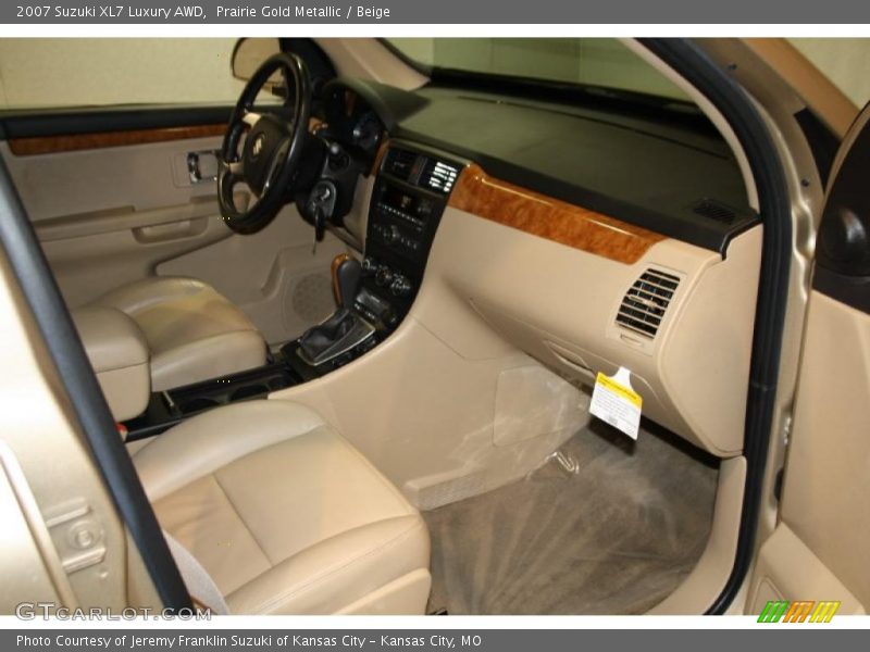 Prairie Gold Metallic / Beige 2007 Suzuki XL7 Luxury AWD