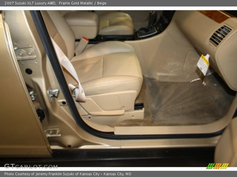 Prairie Gold Metallic / Beige 2007 Suzuki XL7 Luxury AWD