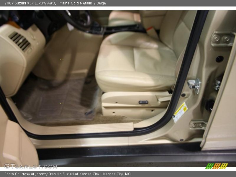 Prairie Gold Metallic / Beige 2007 Suzuki XL7 Luxury AWD