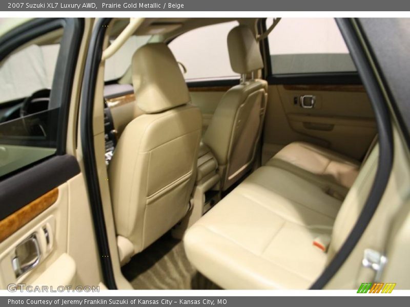 Prairie Gold Metallic / Beige 2007 Suzuki XL7 Luxury AWD