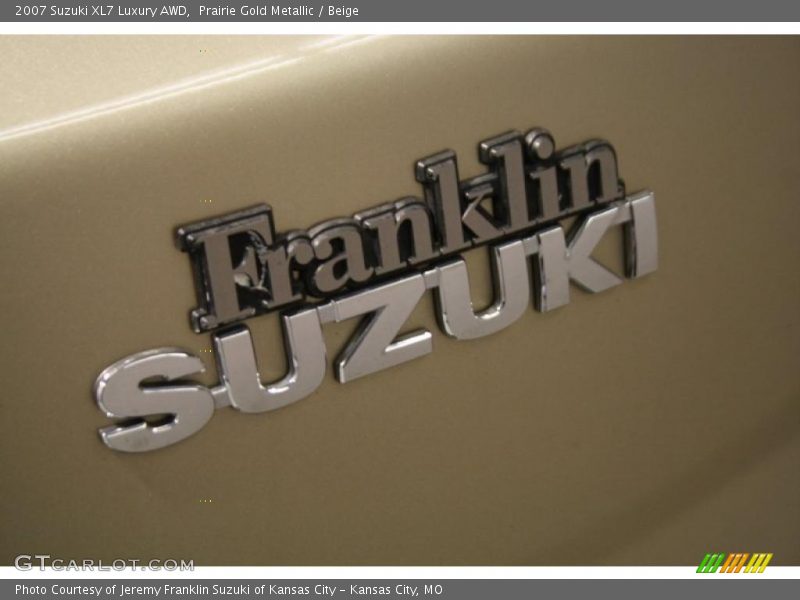 Prairie Gold Metallic / Beige 2007 Suzuki XL7 Luxury AWD