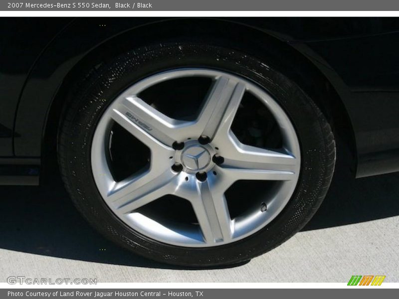  2007 S 550 Sedan Wheel