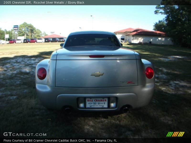 Ricochet Silver Metallic / Ebony Black 2005 Chevrolet SSR