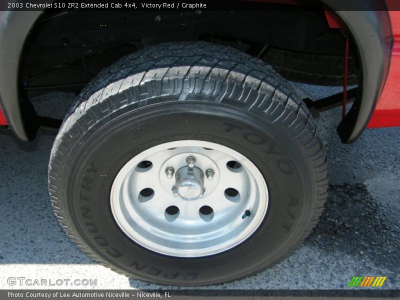Victory Red / Graphite 2003 Chevrolet S10 ZR2 Extended Cab 4x4