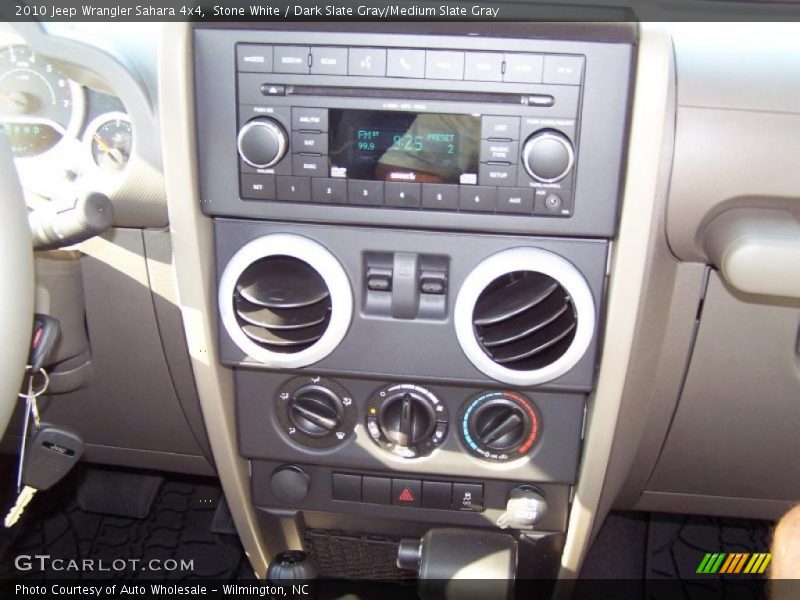 Stone White / Dark Slate Gray/Medium Slate Gray 2010 Jeep Wrangler Sahara 4x4