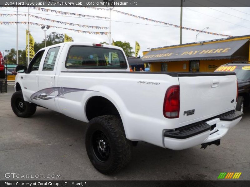 Oxford White / Medium Flint 2004 Ford F250 Super Duty XLT Crew Cab