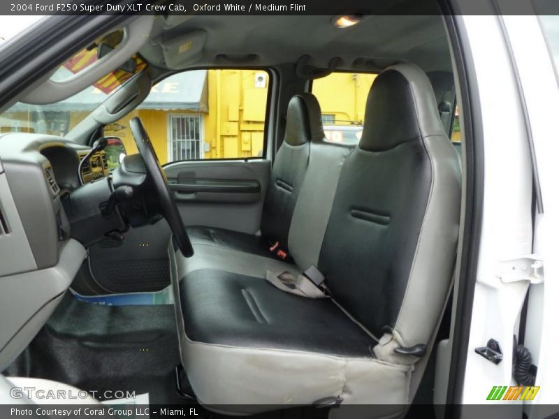 Oxford White / Medium Flint 2004 Ford F250 Super Duty XLT Crew Cab