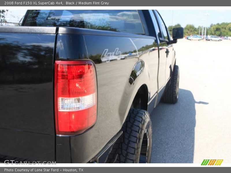Black / Medium Flint Grey 2008 Ford F150 XL SuperCab 4x4