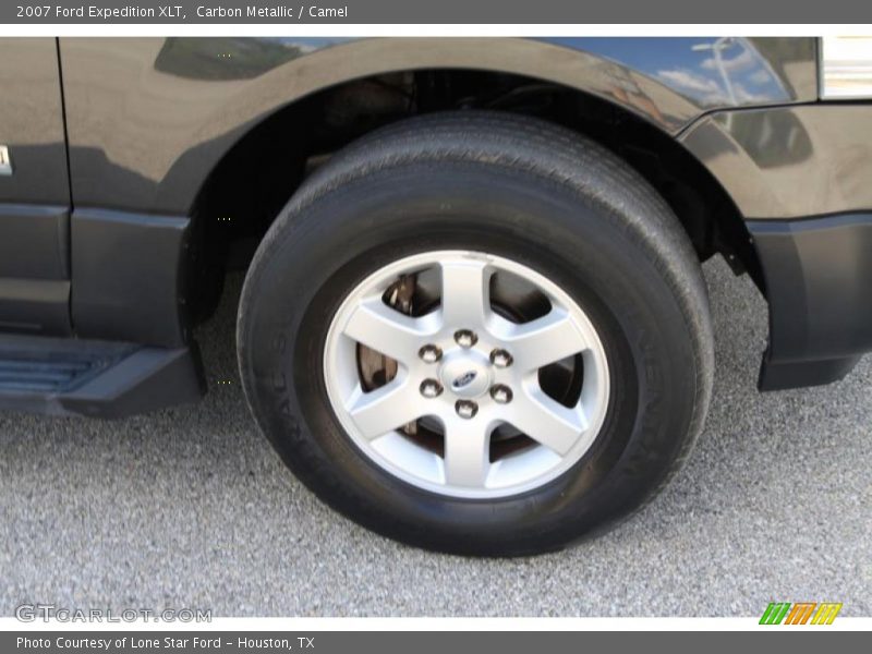  2007 Expedition XLT Wheel