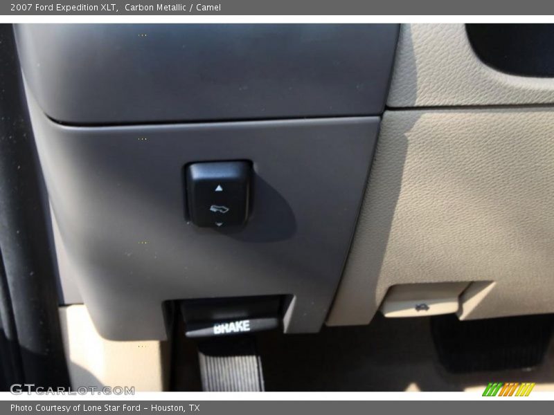 Carbon Metallic / Camel 2007 Ford Expedition XLT