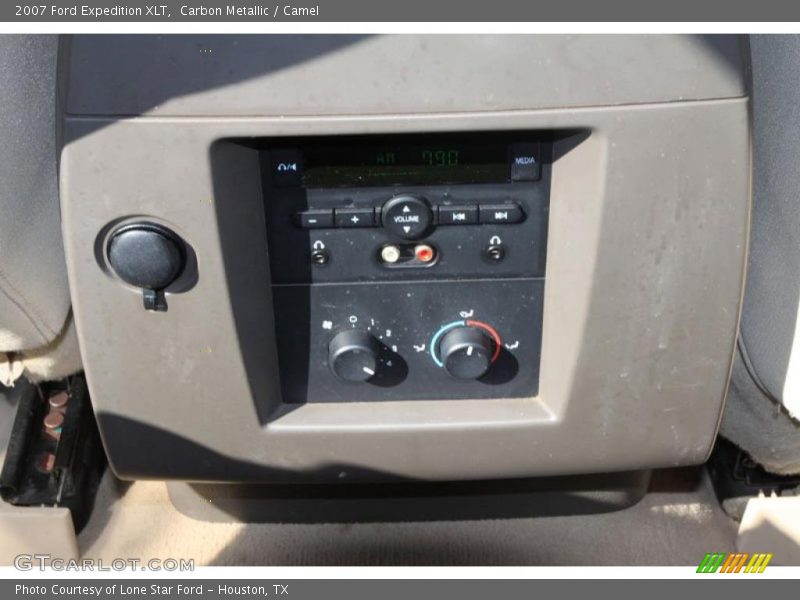 Controls of 2007 Expedition XLT