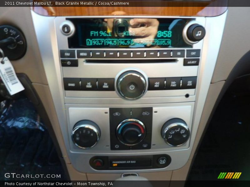 Black Granite Metallic / Cocoa/Cashmere 2011 Chevrolet Malibu LT