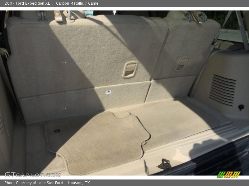  2007 Expedition XLT Trunk