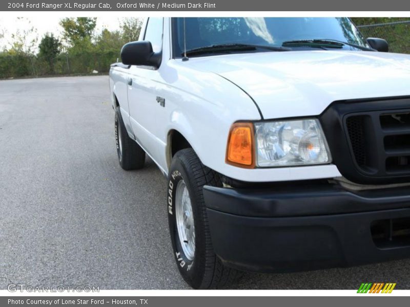 Oxford White / Medium Dark Flint 2004 Ford Ranger XL Regular Cab