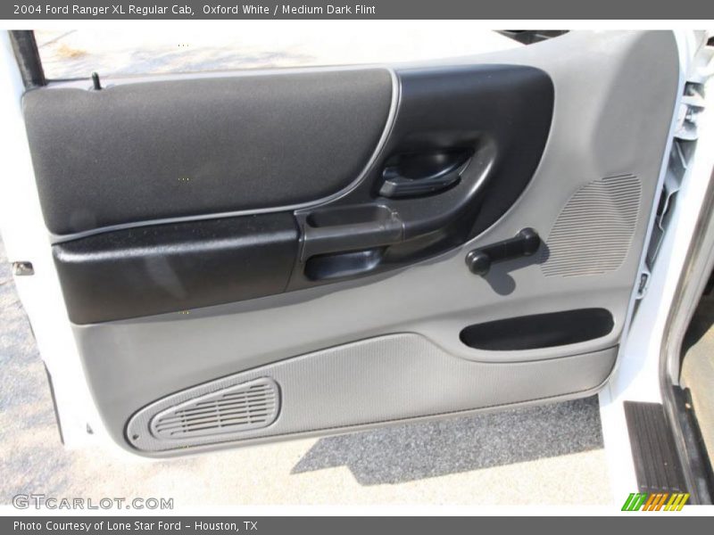Oxford White / Medium Dark Flint 2004 Ford Ranger XL Regular Cab