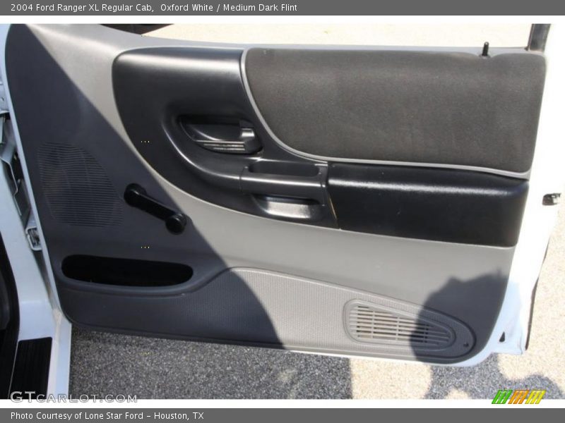 Oxford White / Medium Dark Flint 2004 Ford Ranger XL Regular Cab