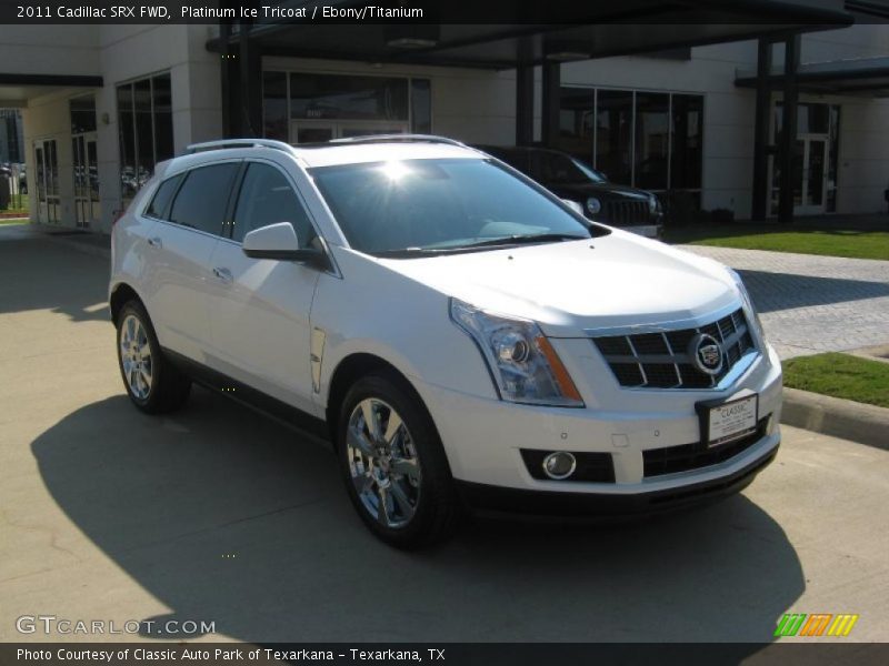 Platinum Ice Tricoat / Ebony/Titanium 2011 Cadillac SRX FWD