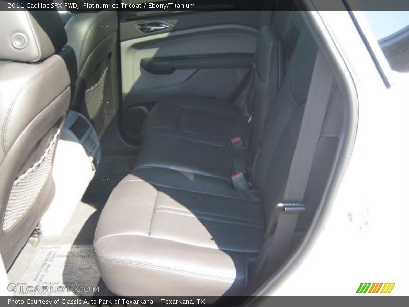  2011 SRX FWD Ebony/Titanium Interior