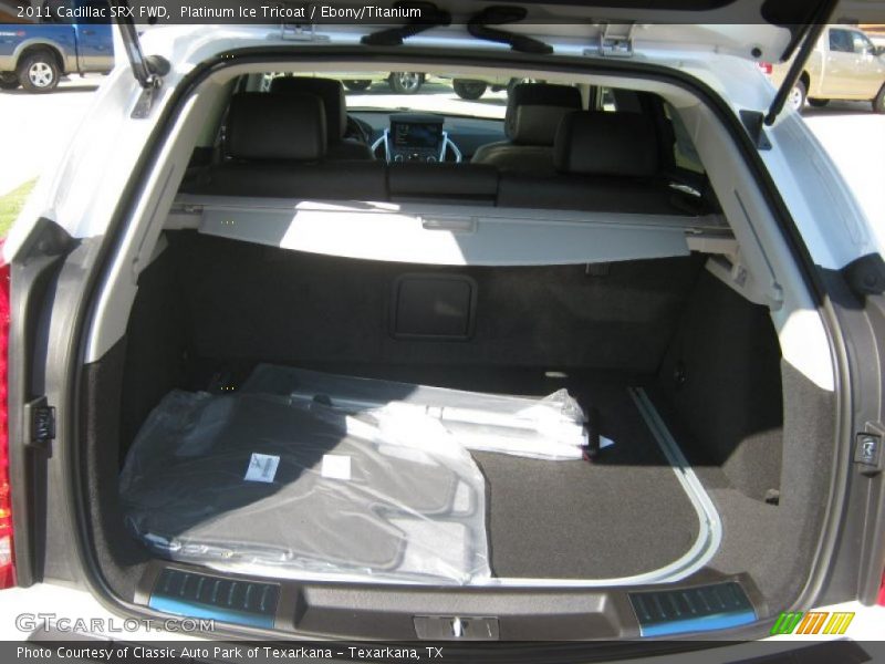  2011 SRX FWD Trunk