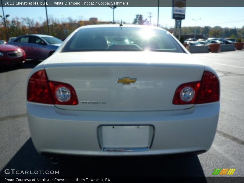 White Diamond Tricoat / Cocoa/Cashmere 2011 Chevrolet Malibu LT