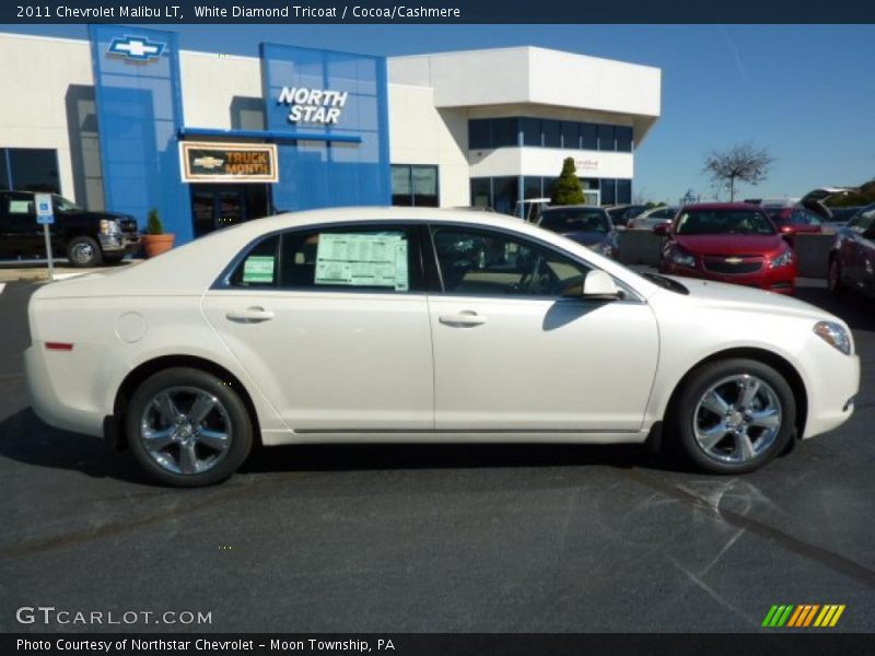 White Diamond Tricoat / Cocoa/Cashmere 2011 Chevrolet Malibu LT