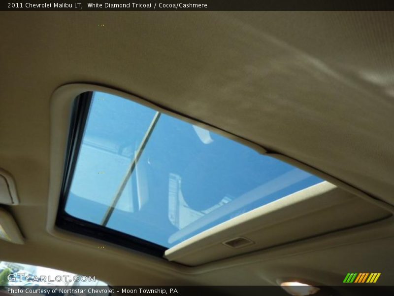 White Diamond Tricoat / Cocoa/Cashmere 2011 Chevrolet Malibu LT