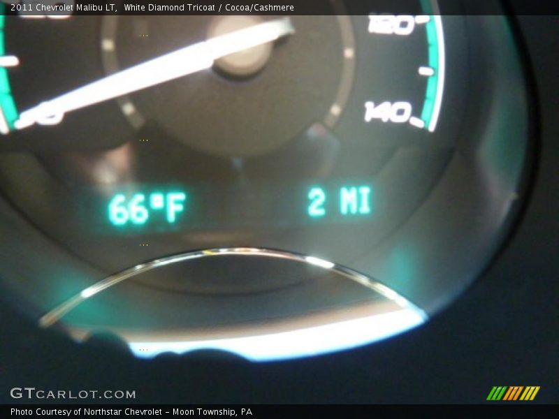 White Diamond Tricoat / Cocoa/Cashmere 2011 Chevrolet Malibu LT
