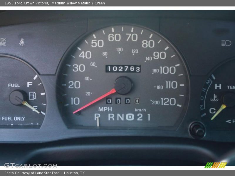 Medium Willow Metallic / Green 1995 Ford Crown Victoria