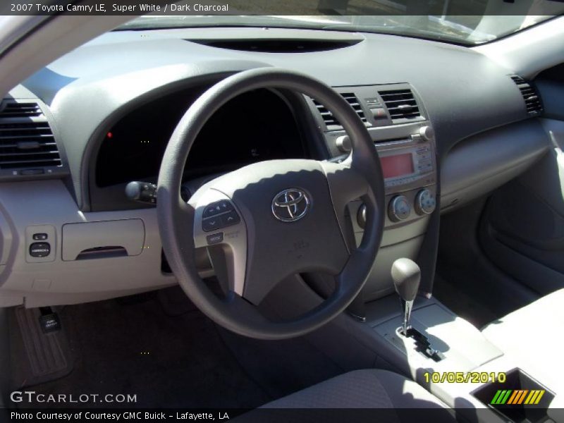 Super White / Dark Charcoal 2007 Toyota Camry LE