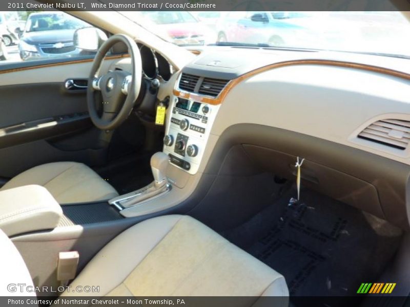  2011 Malibu LT Cocoa/Cashmere Interior