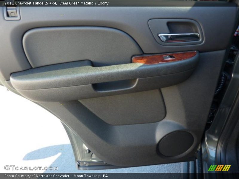  2011 Tahoe LS 4x4 Ebony Interior