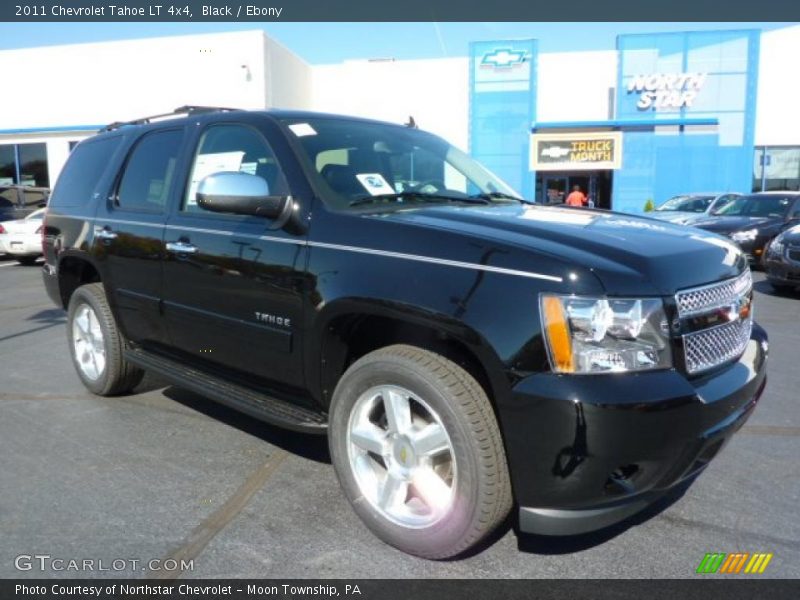 Front 3/4 View of 2011 Tahoe LT 4x4