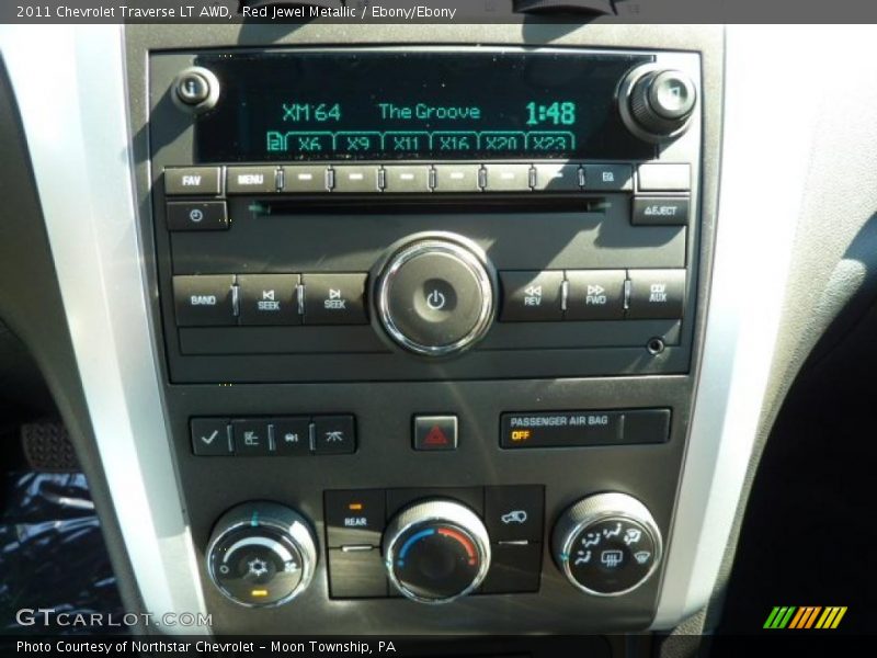 Red Jewel Metallic / Ebony/Ebony 2011 Chevrolet Traverse LT AWD