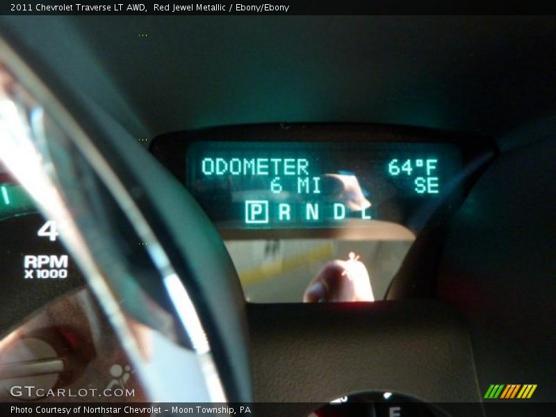 Red Jewel Metallic / Ebony/Ebony 2011 Chevrolet Traverse LT AWD