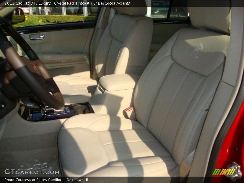  2011 DTS Luxury Shale/Cocoa Accents Interior