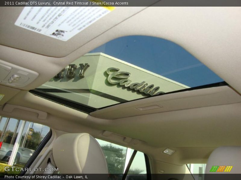  2011 DTS Luxury Shale/Cocoa Accents Interior
