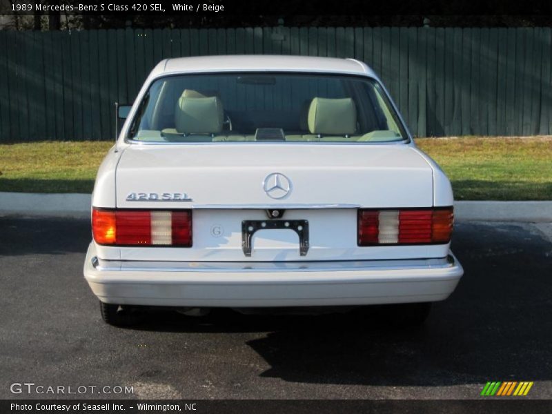 White / Beige 1989 Mercedes-Benz S Class 420 SEL