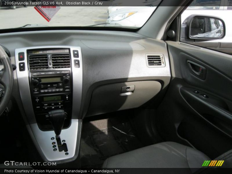 Obsidian Black / Gray 2006 Hyundai Tucson GLS V6 4x4