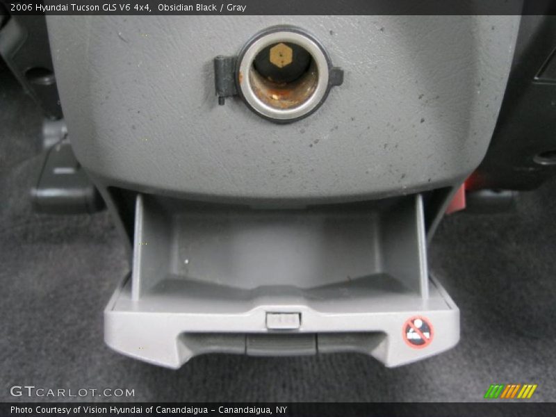 Obsidian Black / Gray 2006 Hyundai Tucson GLS V6 4x4