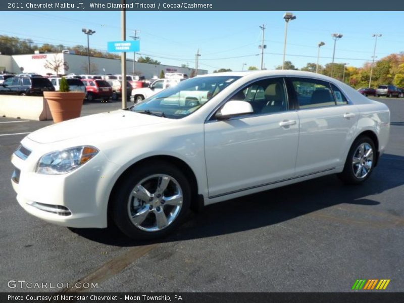 Front 3/4 View of 2011 Malibu LT